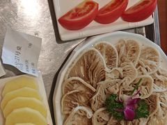 -忘情水鱼头·鲜鱼火锅(滨江中路店)