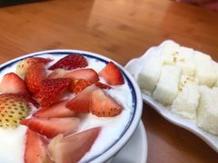 -周大娘牛乳(旧寨古村总店)
