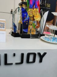 点击看大图 -LJOY丽锦造型·烫发染发