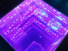 -重庆梵高星空艺术馆(解放碑旗舰店)