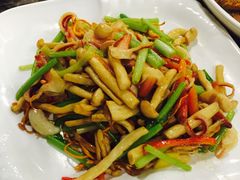 -东馆和天下特色餐饮(工农店)