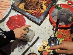 -二荆条·蜀鲜汇城市森林火锅