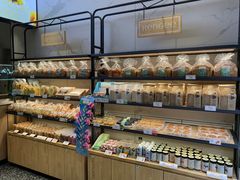 面包甜点陈列柜-KenGee仟吉(吉庆街店)