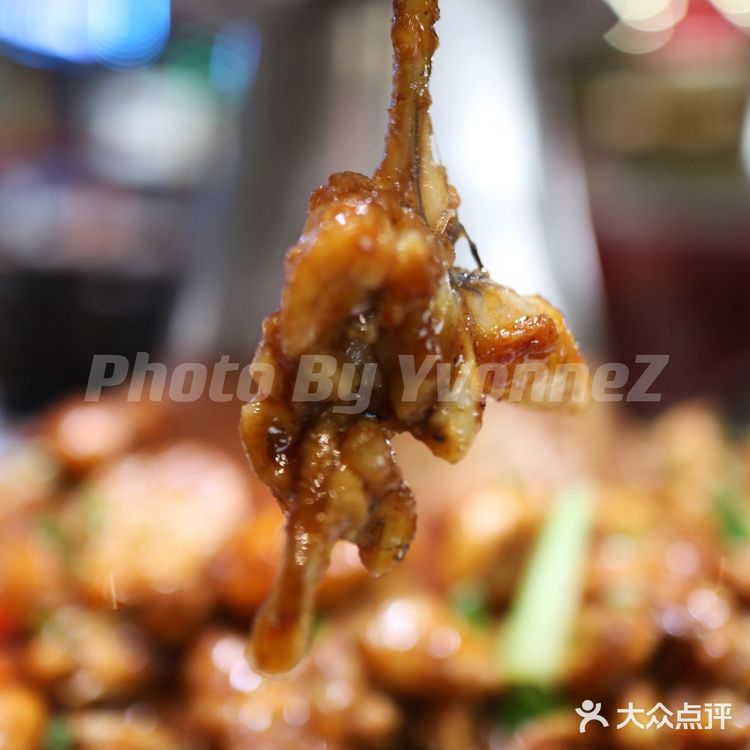 老佛爷作为连锁碳火蛙店亲民度一直不错