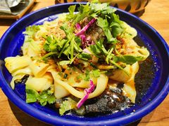 石河子凉皮-耶里夏丽·丝路新疆菜·清真食品(徐汇南丹东路臻选店)