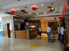 -赶海部落海鲜城(海阳路店)