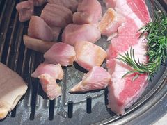 -黑豚黨韩国烤肉料理(悦然时光店)