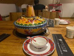 -毛辣果·贵州红酸汤牛肉火锅(西单店)
