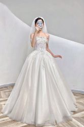 -予白婚纱礼服馆