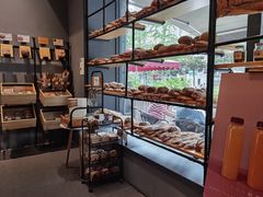 面包甜点陈列柜-面包谷Grains n' Beans(九号公馆店)