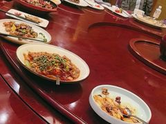 -粤尚腾香居中餐厅(首都机场希尔顿店)