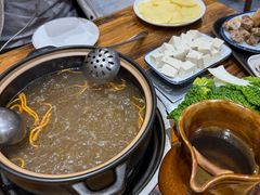 -菌之家·专业纯野生菌火锅·特色炒菌