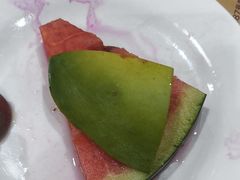 -金马门国际美食百汇(珞喻路店)