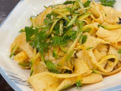 -小湘钵(鹭港店)