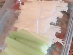 -大鸭梨烤鸭店(金顶街店)