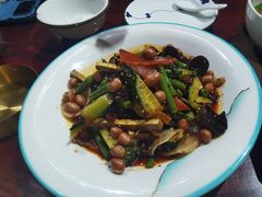 -三宽猪蹄(统一广场店)