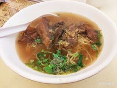 秘製牛腩孖筋湯麵-永盈茶餐厅(江南大道中店)