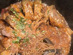 -山河屯铁锅炖(绥望路店)