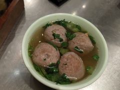 -潮界(LU·ONE凯德晶萃广场店)