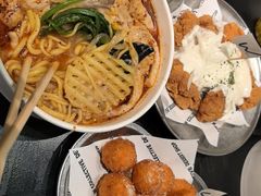 -W COLLECTIVE  DESSERT SHOP