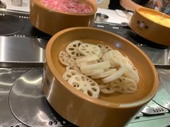 -龍歌自助小火锅(市南金茂湾店)