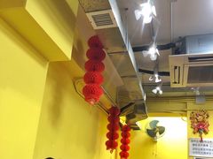 店内布置-华辉小食