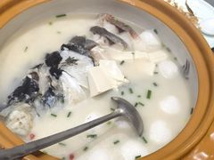 浓汤鱼头-浔味·山屿湖·正宗淳牌全鱼宴老字号