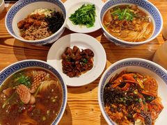 -沪西老弄堂面馆(定西路店)