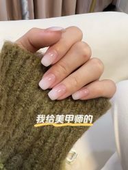 -进巍美甲美睫店