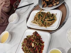 -钟记陕南菜·煎锅鱼(红专南路店)