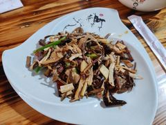 什锦山野菜-小厨子私房菜·云南美食店
