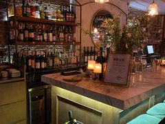 -Osteria Garden 生蚝花园餐厅(原进贤路店)