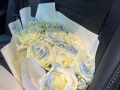 -贵州贵星奔驰4S店(观山湖店)