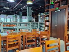 -上海市虹口区图书馆(曲阳分馆)