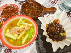 丝瓜虾仁滑蛋-乐乐大排档·30年老字号(浙江路店)