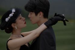 -巴黎时尚婚纱摄影(南汇店)