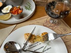 -Mark&Mars Restaurant