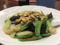 -东馆和天下特色餐饮(工农店)
