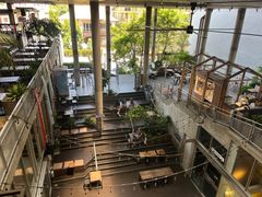 -ROAST coffee & eatery