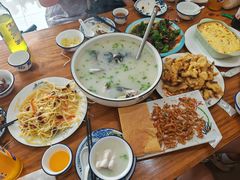-美顺香食府鱼头老店(雪野湖店)