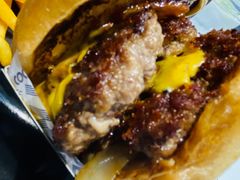 -TRIPS BURGER(大钟寺店)