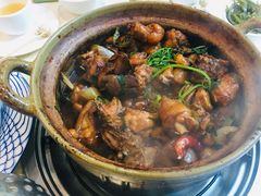 -渝君重庆火锅(嘉宾路店)