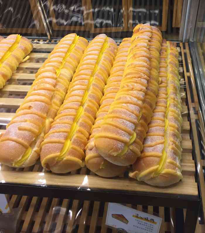 皇冠幸福里(100徐东平价店)-"沙律包晚上去买不到,估计下午就不卖了