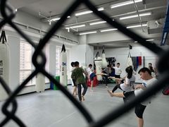 -威天下格斗柔术健身馆(红旗渠路店)