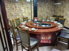 -俊家铁锅炖鱼(丹东店)