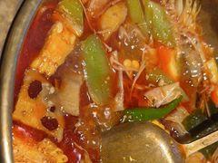 -毛肚向右·川渝毛肚王(经开永旺店)