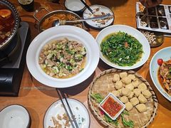 -老滇山寨•云南特色菜•地方菜•民族风情歌舞表演(金碧店)