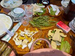 -民食香·腊排骨野生菌美食(木府店)