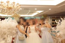 -艾米婚纱&婚礼策划