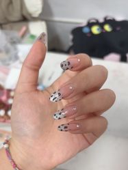 -尤米一站式美甲美睫